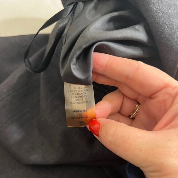 40% off! Calvin Klein skirt women's 6 gray pencil skirt fully lined back zip - Picture 3 of 6
